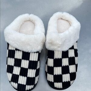 Cozy Checkered Faux Fur Lined Sandals
